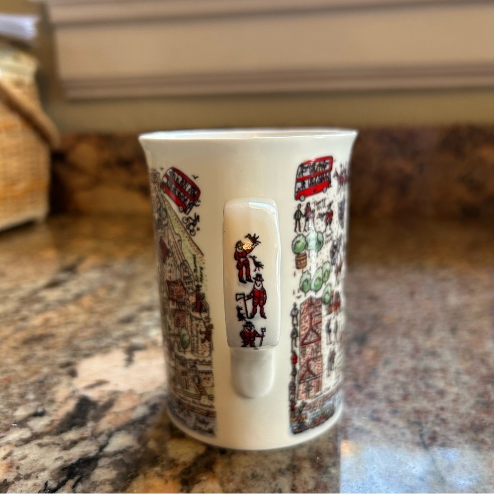 The Tower of London Bone China Mug by Peter Smith - Picture 4 of 7